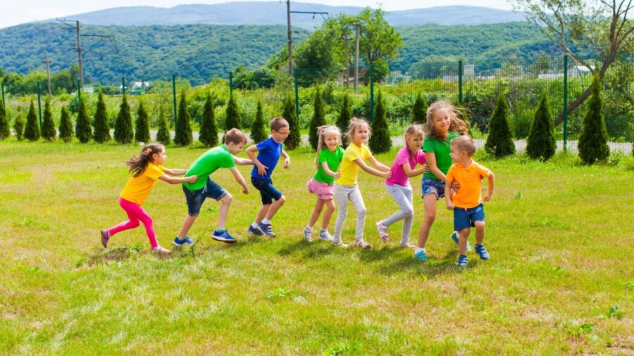 Juegos-infantiles-©archuvopub-900x506 Juego físico infantil: El antídoto ante la «emergencia silenciosa» digital