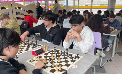 72674110 Ajedrez: un joven kurdo campeón de torneo en Francia amenazado con orden de deportación