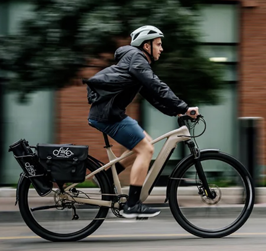 Bicicletas-electricas-paseo-fiido-©archivopub Bicicleta eléctrica de paseo: la mejor forma de disfrutar la movilidad sin esfuerzo