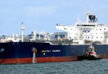 Cuba logra alivio temporal tras tres meses de bloqueo petrolero de Estados Unidos Petrolero ruso Anatoly Kolodkin en la bahía de Matanzas ©prensa-latina