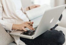 La publicidad de apuestas se cuela en formatos que parecen informativos