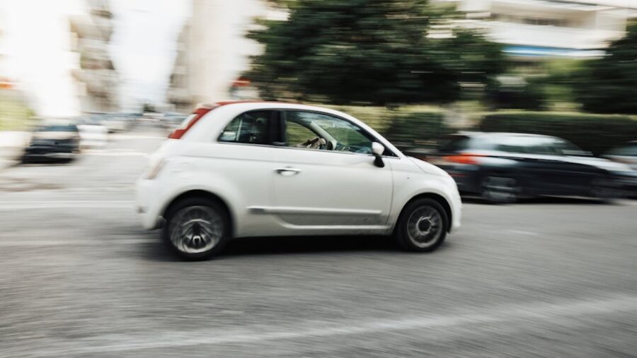 Vehiculos-viejos-©pexels-photo-15141226-e1776930887251-900x507 ¿Cuándo conviene cambiar de coche?