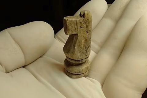 hallaron-una-pieza-de-ajedrez-entre-los-restos-de-KYNNLK3P7FHEHNO5EPOVCW2BTY Piezas históricas de ajedrez aparecen en excavaciones en Argentina