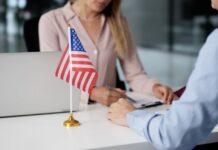 ¿Qué hace un abogado de Visa U? Comprendiendo su papel en casos complejos de inmigración