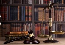 Cuatro bufetes de abogados mejor calificados en San Antonio, TX, para una representación legal de confianza
