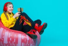 Por qué la Generación Z hace varias cosas mientras consume entretenimiento