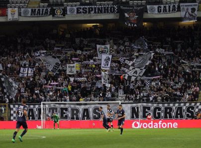 D5-E_l0XsAUe85Q Salvar al Boavista FC, el equipo hecho de ajedrez