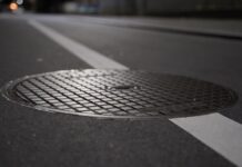 Los desatascos en Barcelona protegen edificios y calles