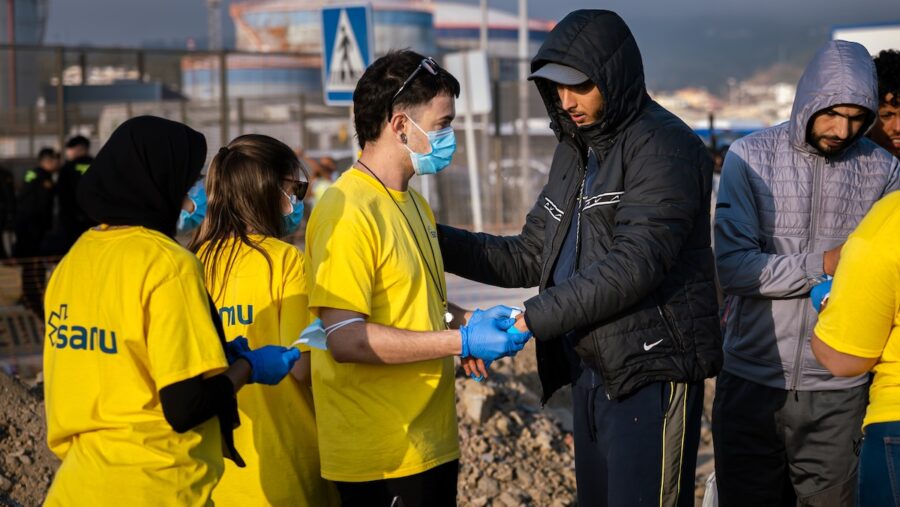Ceuta-SAMU-pulseras-inmigrantes-18SEP2026-e1790014111829-900x507 Ceuta acelera la identificación de menores sin cerrar el censo migratorio