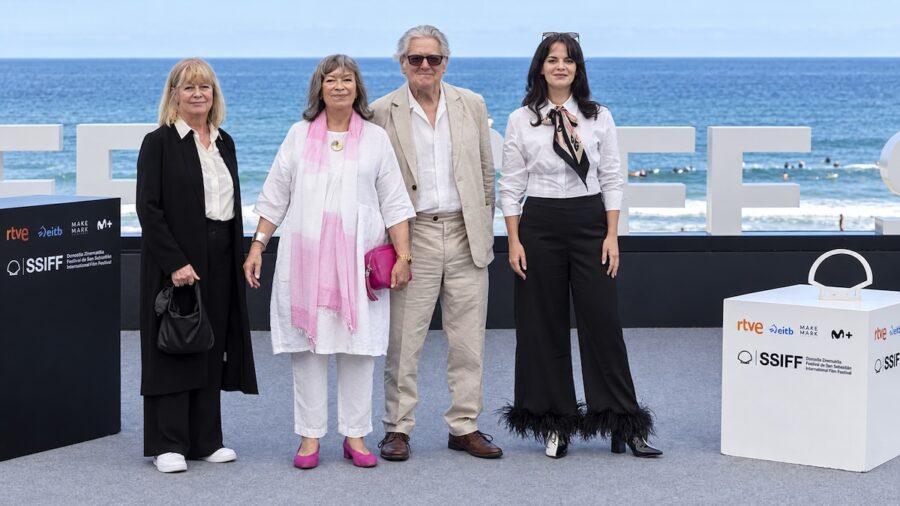 Concha-de-oro-900x506 Mike Leigh: Concha de oro en San Sebastián al final de su carrera