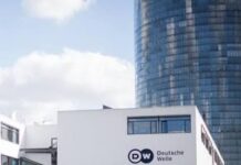 La movilización de los periodistas evita el cierre del servicio en griego de Deutsche Welle