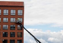 Alquilar un elevador: la solución más segura para obras, mudanzas y reformas