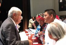 Encuentro de López Obrador con líderes indígenas