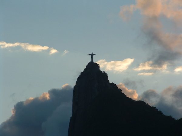 Brasil-Río-Cristo-Redentor-Adriana-Bianco-600x450 Río de Janeiro: carnaval, sol y locura