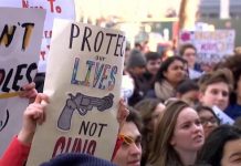 EEUU: protestas de estudiantes por la violencia con armas de fuego. FOT: Democracy Now