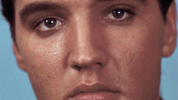 Elvis-detalle Elvis Presley: The Searcher o el presente de la eternidad