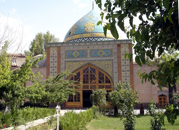 Erevan-Mezquita-Azul Mezquita Azul de Armenia y catedral en Irán optan a patrimonio de la humanidad