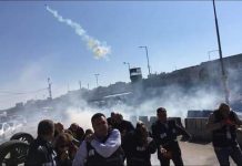 Delegados de la FIP en Ramala atacados con gases lacrimógenos cuando reclamaban libertad de expresión en la frontera con Israel