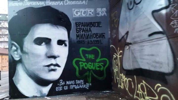 Fresco-homenaje-Brana-Milinovic-600x338 Partizán de Belgrado, Grobari antifascistas con arte callejero