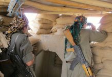 Las mujeres también están presentes en la línea de combate frente al Estado Islámico, en Kirkuk, en la región autónoma kurda de Iraq, en el norte del país. Crédito: Karlos Zurutuza/IPS