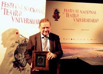 JA-Hormigon-premio-teatro Juan Antonio Hormigón galardonado por el teatro universitario