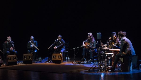 Kiki-Cortiñas-Morenito-de-Íllora-Saúl-Quirós-Tomatito-José-del-Tomate-y-Piraña-Foto1-David-Mudarra-600x341 Suma Flamenca 2018: Tomatito sexteto, "Soy Flamenco"