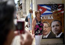 Carteles en La Habana de bienvenida a Barack Obama