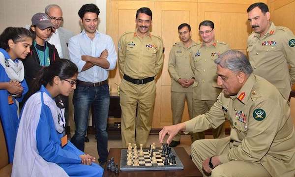 Pakistán-Qamar-Javed-Bajwa-ajedrez Política y Ajedrez (III)
