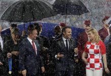 Vladimir Putin, Emmanuel Macron y Kolinda Grabar-Kitarovic en la final de Copa de Fútbol Rusia 2018