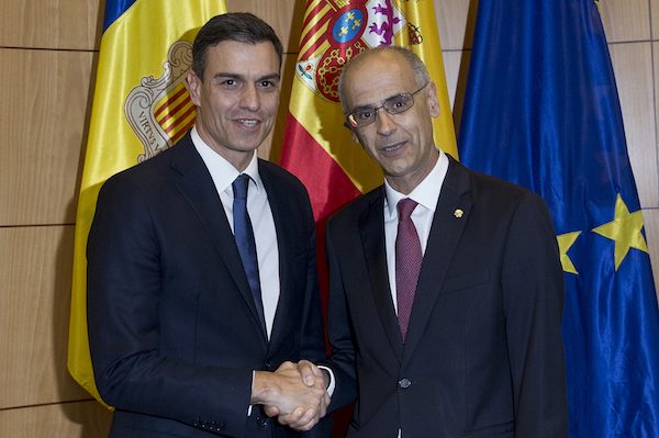 Sanchez-y-Martí-Moncloa-CP-Sendra-600x399 Pedro Sánchez apoyará el acercamiento de Andorra a la Unión Europea