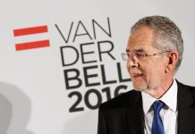 Alexander Van der Bellen en la campaña electoral de 2016