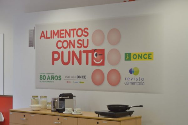 alimentos-en-su-punto-600x399 Discapacidad Visual: Una campaña de la ONCE reclama etiquetas en Braille