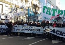 Protestas de periodistas en Argentina contra el cierre de medios y la precarización laboral