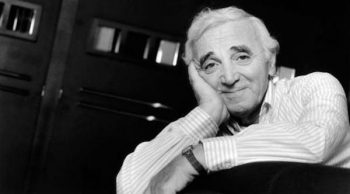 aznavour-cantante-compositor-350x194 Charles Aznavour sopla 94 velas con  el brazo en cabestrillo