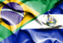 Banderas de El Salvador y Brasil. Archivo 123RF Aleksandar Mijatovic