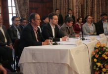 Juan Camilo Restrepo, Guillaume Long y Pablo Beltrán anuncian el inicio de las conversaciones de paz entre el ELN y el Gobierno de Colombia