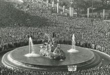 Plaza de la Cibeles de Madrid el 23 de enero de 1986, en las ceremonias fúnebres por Enrique Terno Galván