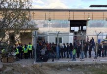 Centro para refugiados detenidos en Vial, Grecia. Foto: blackblog