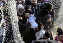 Amnistía Internacional: Personas refugiadas sirias en la frontera turca ©BULENT KILIC/AFP/Getty Images