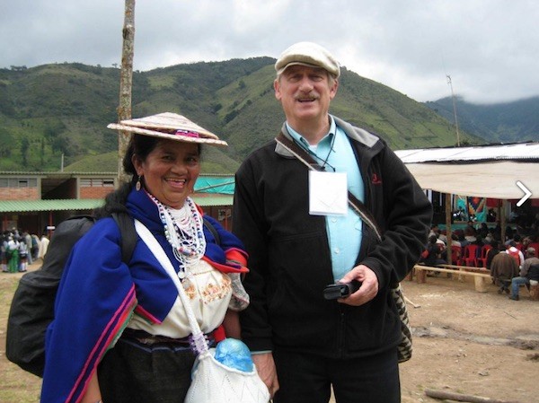 jon-landaburu-colombia Joan Landaburu premi Ramon Llull a la Diversitat Lingüística