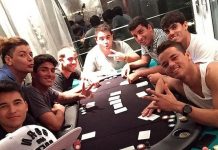 Neymar en una mesa de poker