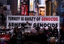 Acto en Times Square, en Nueva York, solidario con Armenia