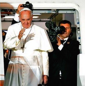 papa-francisco-comunica Francisco crea la Secretaría para la Comunicación del Vaticano
