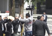 Periodistas agredidos por la seguridad del Presidente de Guatemala