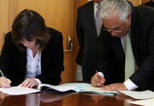 Firma del acuerdo entre Catarina Martins (Bloco) y António Costa (PS). PS