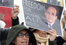 Protesta en Rabat en favor de la libertad del periodista marroquí Ali Anouzla