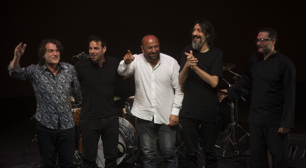 Dorantes, Javi Ruibal y el Taksim Trío despidiéndo el concierto "Gitanos del Mediterráneo". Foto David Mudarra