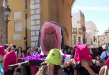 Manifestación del "coño insumiso" en Sevilla
