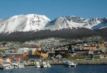 Ushuaia, en Tierra del Fuego, puerto más austral de Argentina