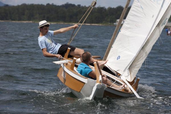 xurxo-lobato-6-vento-nas-velas-600x400 Imágenes de la Galicia marinera